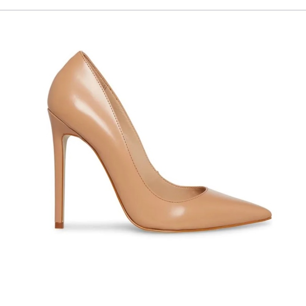 Steven Madden Nude Pumps In Excellent Condition, Only Worn Twice .